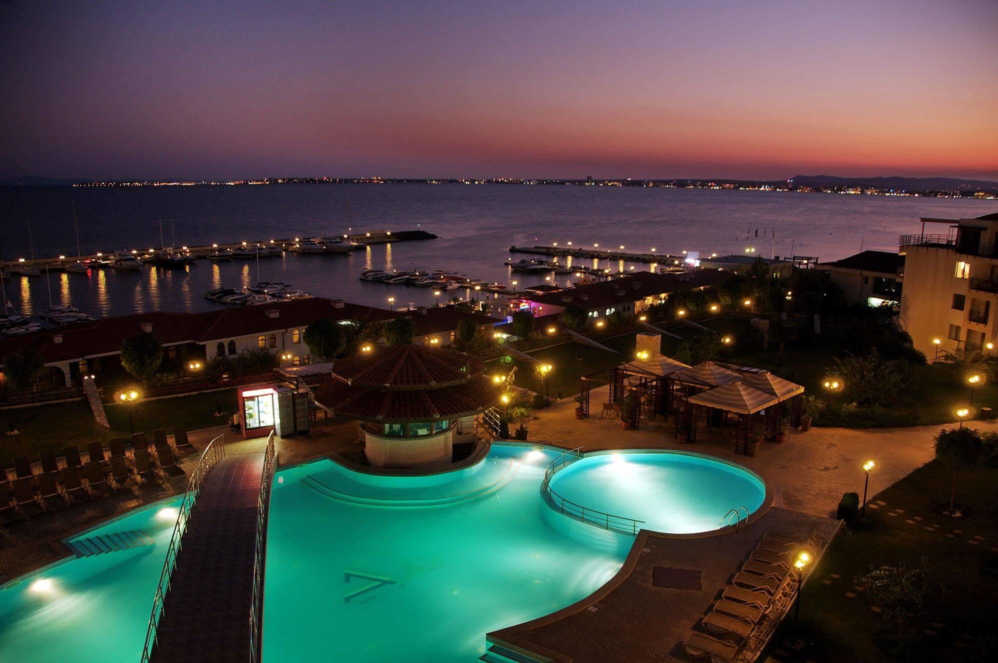 Diamond Apartments Свети-Влас Экстерьер фото
